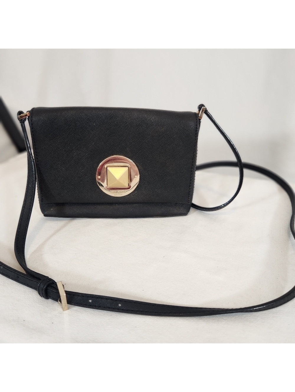 Kate Spade New York Newbury Lane Sally Crossbody Black